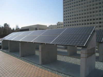 山形県庁の太陽光発電設備