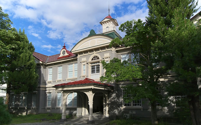 旧山形師範学校本館の写真、2010年10月撮影