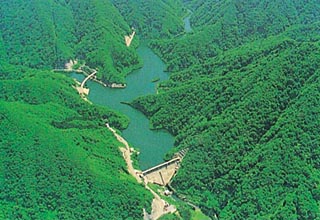 温海川ダム全体写真