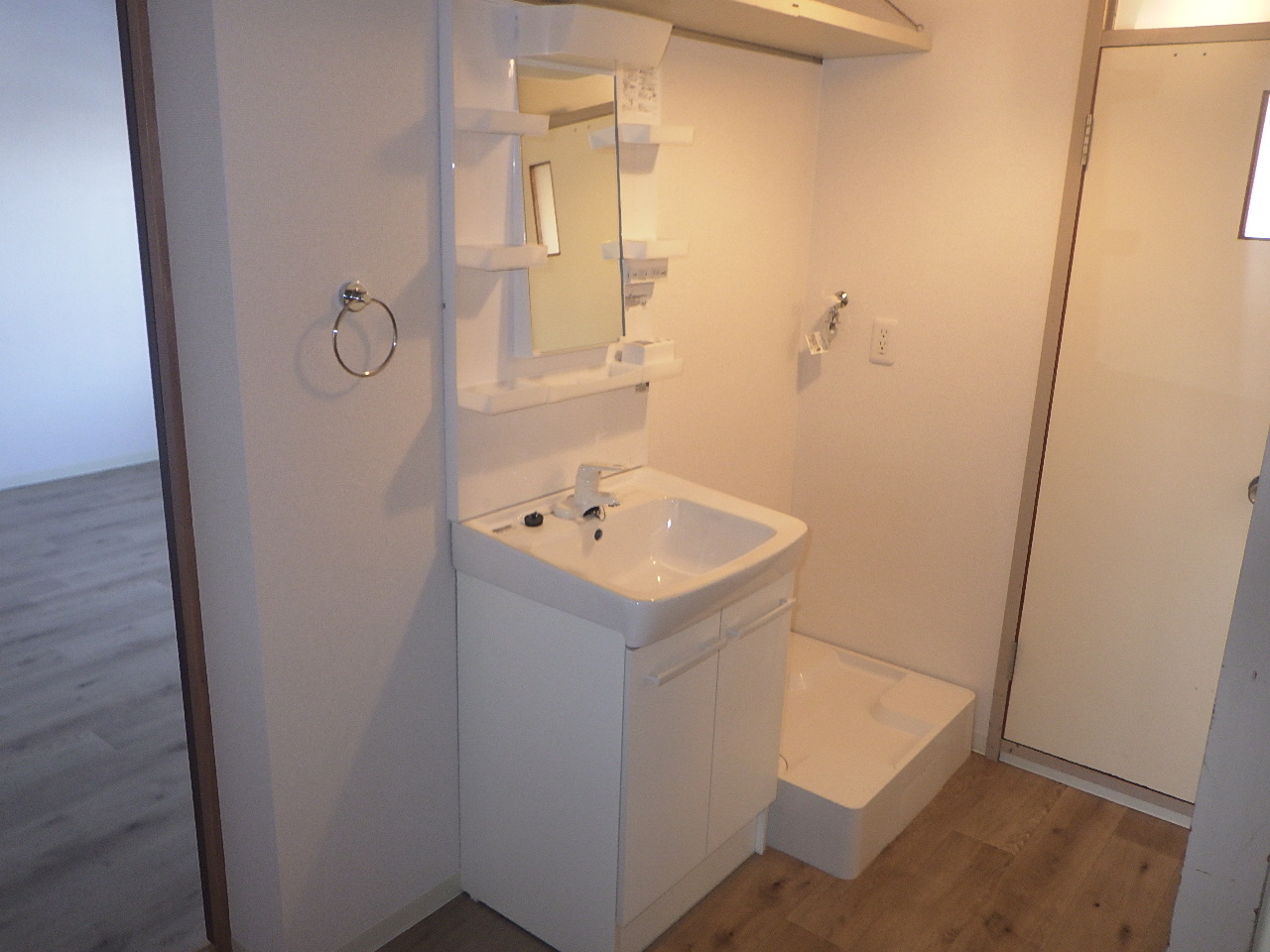 糠野目第二　洗面台