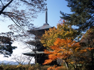 安久津八幡宮三重塔（高畠町）